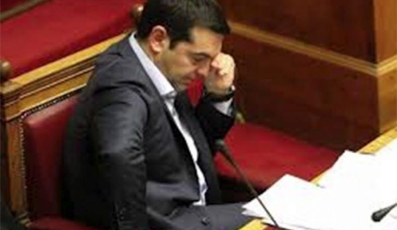 Ο μηχανισμός Τσίπρα «τρίζει», αλλά  στο ΣΥΡΙΖΑ βλέπουν μόνο τη … Ν.Δ.