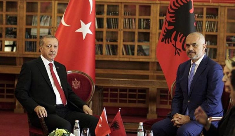 Πιο βαθιά βάζει «πόδι» η Τουρκία στην Αλβανία!