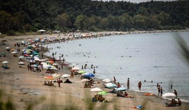 Η «παρτίδα» του τουρισμού σώζεται χάρη στους Έλληνες
