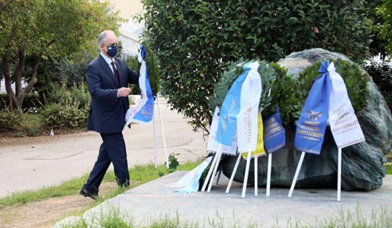 Χωρίς ζωή δεν  υπάρχει μνήμη!..
