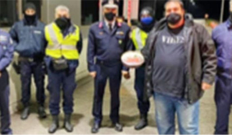 Αστυνομικοί της Θεσπρωτίας γύρισαν  όλο το νομό για ν’ ανταλλάξουν ευχές