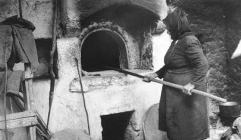  Τα έθιμα της Πρωτοχρονιάς χάθηκαν  και μαζί τους αγνές ανθρώπινες αξίες!
