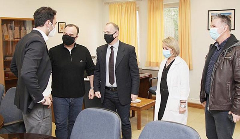 Ολοκληρωμένο σχέδιο για τη στήριξη του ΕΣΥ ζητά το ΚΙΝΑΛ  