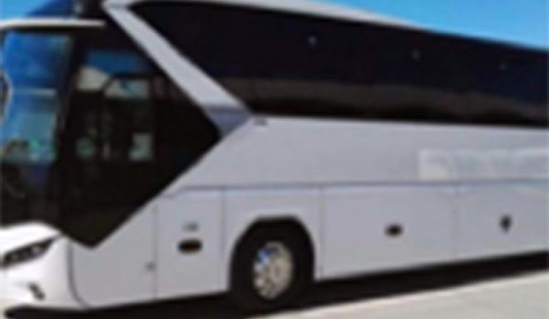 Μειώνονται τα τέλη κυκλοφορίας για τα τουριστικά λεωφορεία