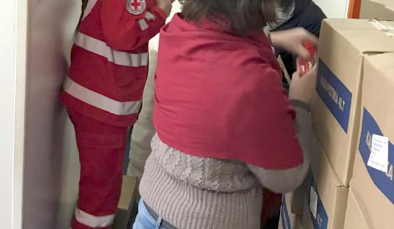 Δέματα αγάπης για το Πάσχα σε ευάλωτους συνανθρώπους μας