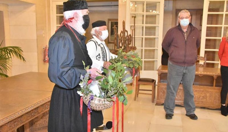 Έψαλαν τα κάλαντα του Λαζάρου σε Δήμαρχο και Περιφερειάρχη