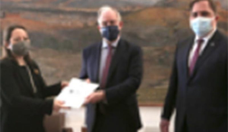 Στον Πρόεδρο της Βουλής η ετήσια έκθεση της ΑΑΔΕ