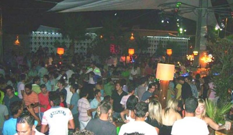 Νέα βήματα από το Σάββατο προς την κανονικότητα