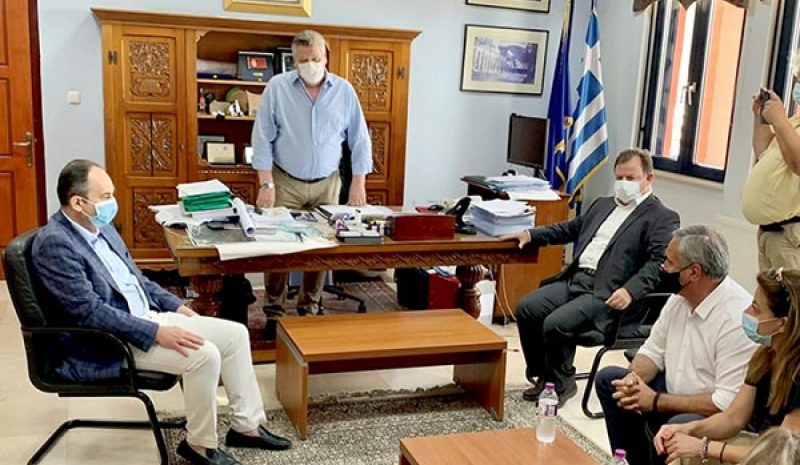 Έντονα προβληματισμένοι οι Θεσπρωτοί για την τύχη της χερσαίας ζώνης του λιμανιού 
