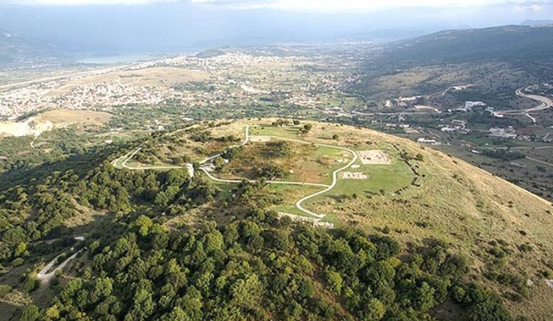 Καθαρή και επισκέψιμη είναι η ακρόπολη Μεγ. Γαρδικίου!