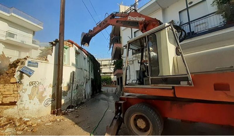 Κατεδαφίσεις ετοιμόρροπων  κτιρίων στο Δήμο Αρταίων 