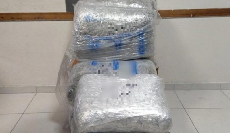 Φορτωμένο με 48 κιλά χασίς  μισθωμένο Ι.Χ. στη Θεσπρωτία 