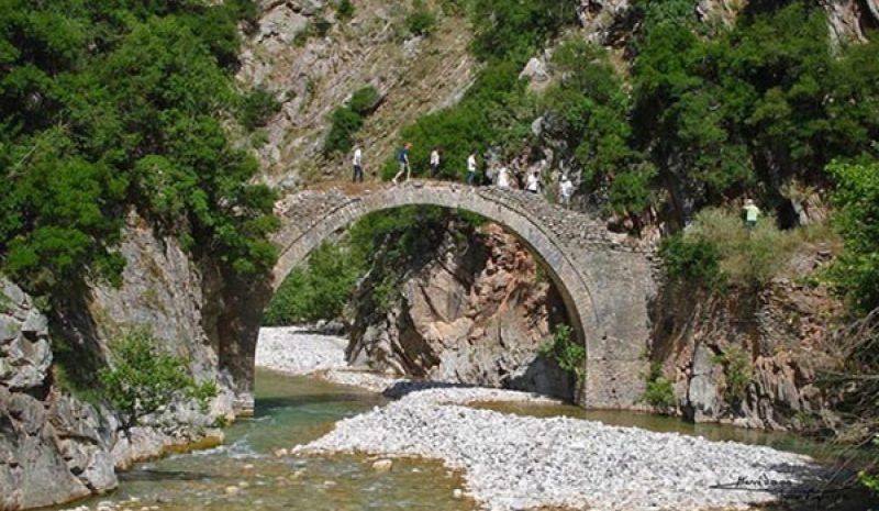 Ερώτηση ΣΥΡΙΖΑ για την αναστήλωση  της ιστορικής Γέφυρας Κοράκου