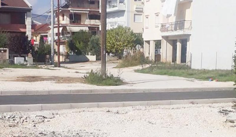 46 κάτοικοι διαμαρτύρονται για κλείσιμο δρόμου στην Άνω Μπονίλα Βρυσούλας