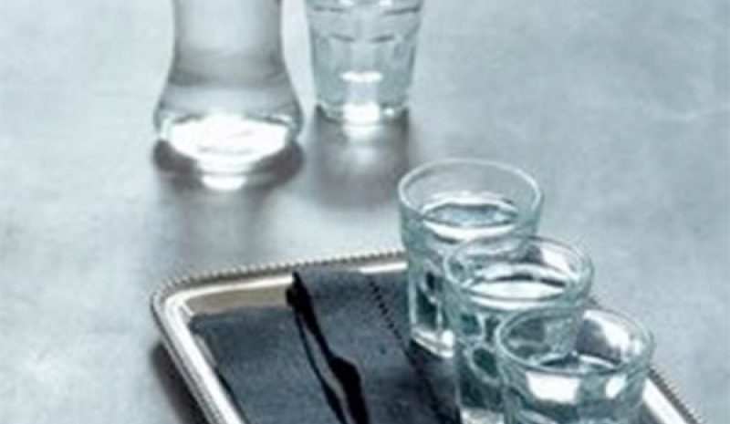Πως πωλούνται τα οινοπνευματώδη  ποτά στα καταστήματα εστίασης
