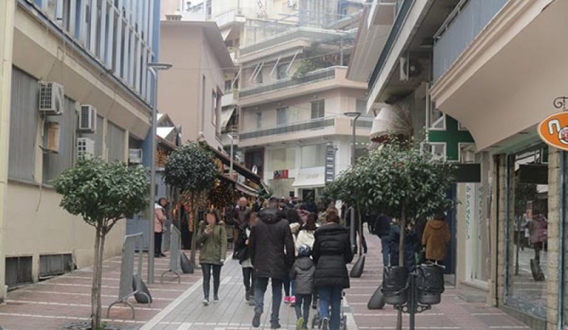 Το εορταστικό ωράριο  στην αγορά των Ιωαννίνων 