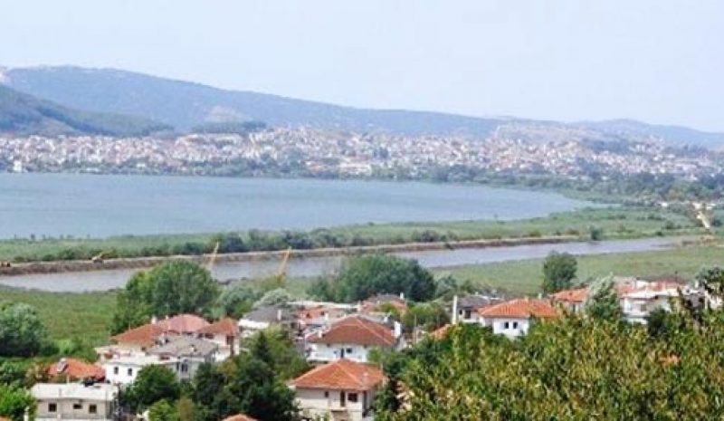 Όχι πεζο-ποδηλατόδρομος στο ανάχωμα της Αμφιθέας!
