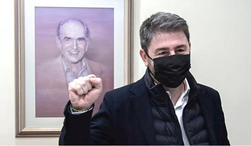  Ο Νίκος Ανδρουλάκης νέος και  ισχυρός Πρόεδρος του ΚΙΝΑΛ!