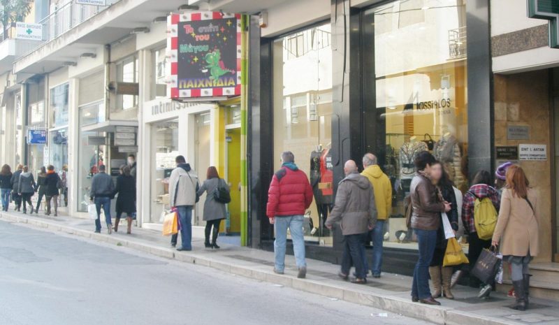  Υποτονικές οι πρώτες ημέρες  εκπτώσεων στη γιαννιώτικη αγορά