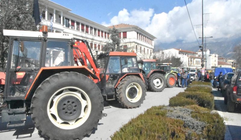 Κλιμακώνουν τις κινητοποιήσεις  οι αγρότες των Ιωαννίνων