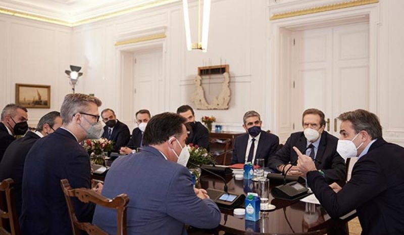 Ελάφρυνση φορολογικών βαρών και τόνωση  της ρευστότητας ζητά ο εμπορικός κόσμος 