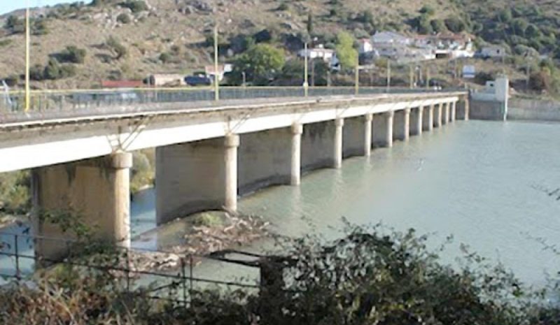  Αρχαίο νεκροταφείο δίπλα στον Καλαμά!