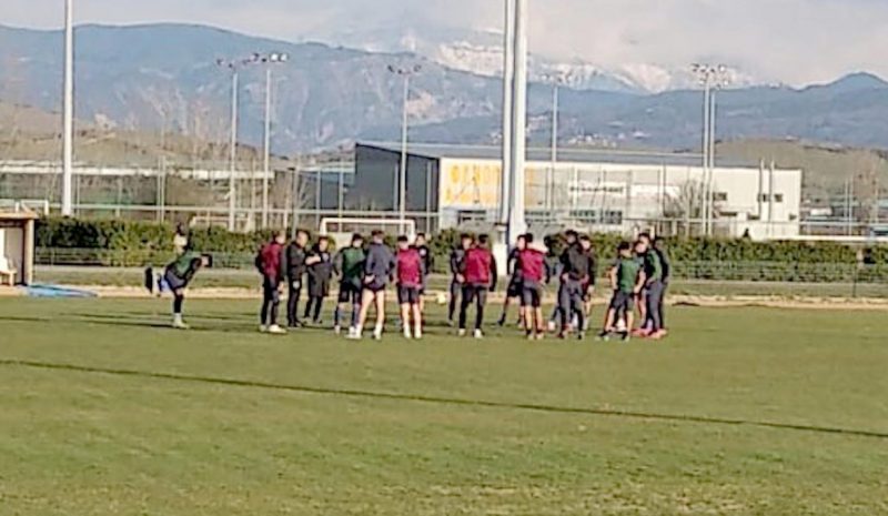 Λιγοστεύουν οι πονοκέφαλοι του προπονητή Ηρ. Μεταξά 