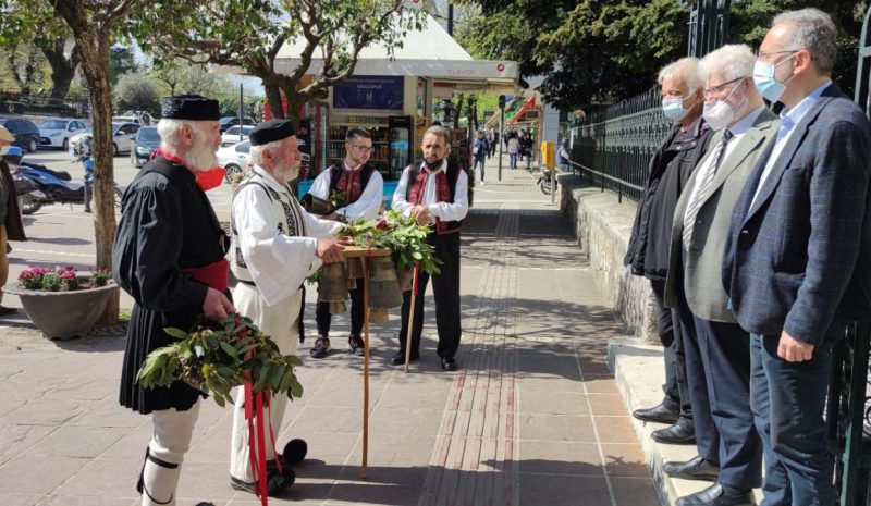 Τα «Λαζαρούδια»  χθες στο Δημαρχείο