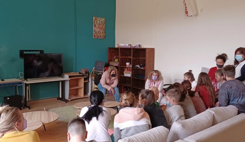 Με Ουκρανούς πρόσφυγες στο Κέντρο Κοινωνικής Πρόνοιας συναντήθηκε αντιπροσωπεία του ΚΚΕ