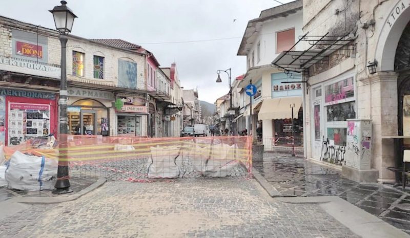 Περισσότερη πεζοδρόμηση  στην οδό Ανεξαρτησίας
