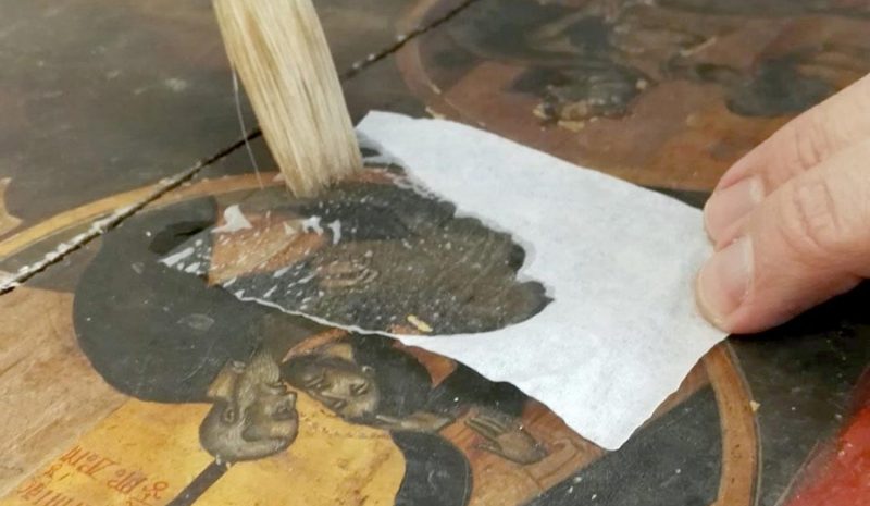 Υπό συντήρηση τελούν χιλιάδες  σπάνιες εικόνες στην Αλβανία!
