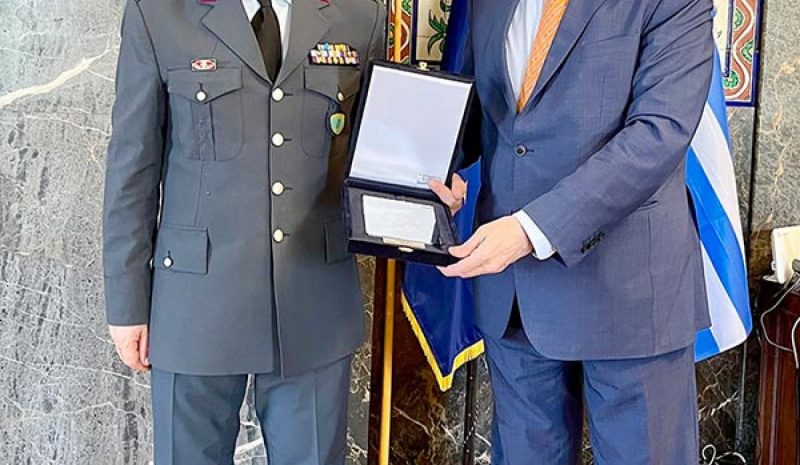 Ο Ηπειρώτης Αρχηγός της ΕΛ.ΑΣ. στον Κ. Τασούλα 