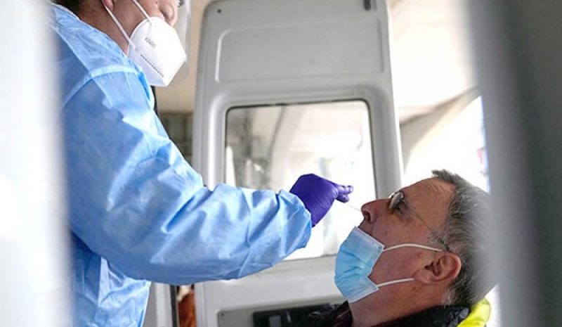 Έξαρση κρουσμάτων λόγω νέων στελεχών και απουσίας μέτρων!