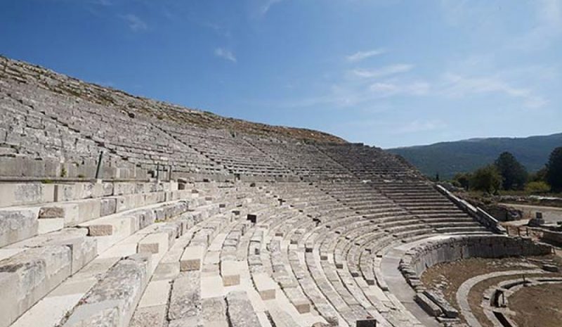 Παραδίδεται στο κοινό το κάτω διάζωμα  του αρχαίου θεάτρου της Δωδώνης