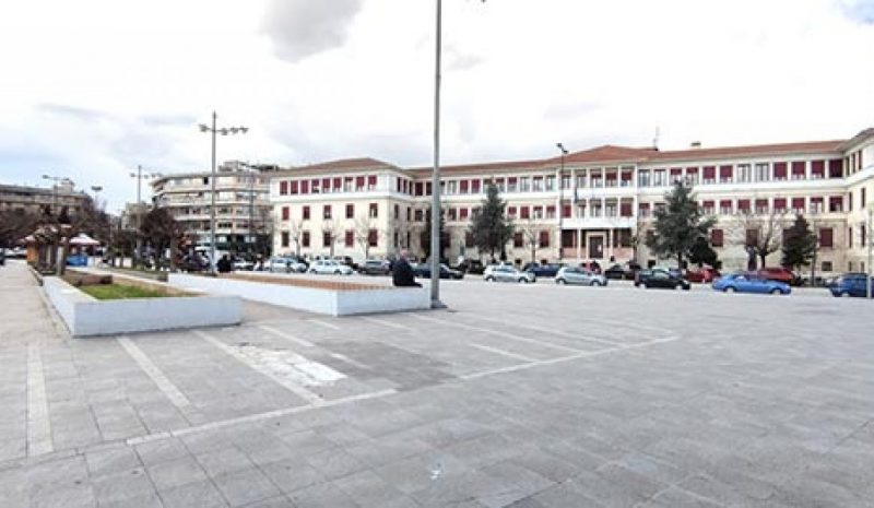 Άλλα έλεγε κι άλλα πράττει για την πλατεία η Δημοτ. Αρχή Ιωαννίνων!