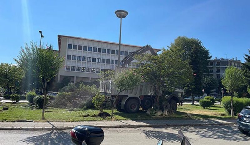 Από «πράσινος πνεύμονας»  γίνεται κυκλικός κόμβος!