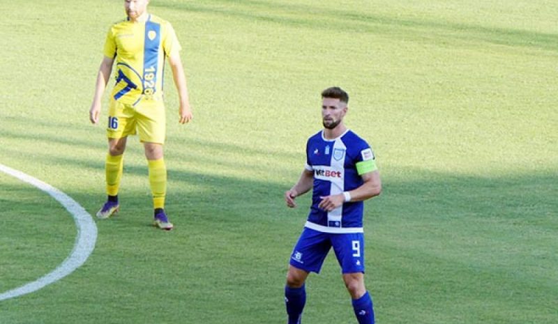Φιλική νίκη με... σεφτέ από τον Κόντε