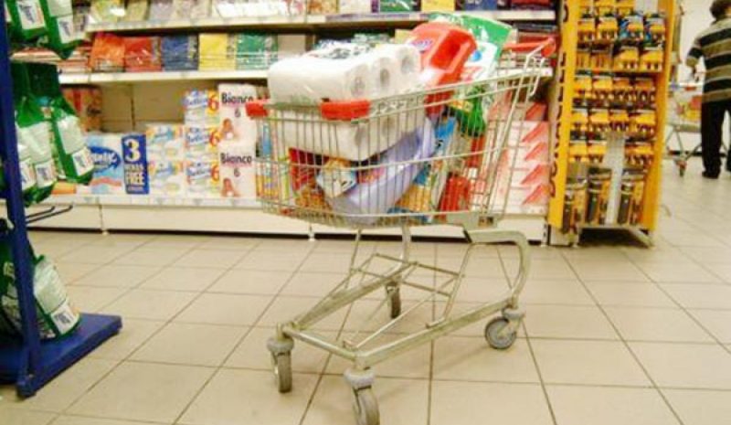 Μείωση ωραρίου καταστημάτων, μόνο με εθελοντική συμφωνία εμπόρων