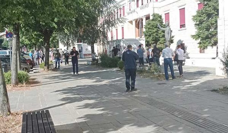 Μόνο ένα σημείο για rapid test από σήμερα έξω από την Περιφέρεια  