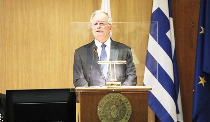 Εύσημα Κ. Τασούλα για το Ιστορικό Λεξικό  Ελληνικών Κοινοβουλευτικών Κομμάτων