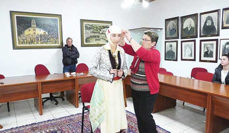 Ξεκίνησε το σεμινάριο για την Πωγωνίσια φορεσιά