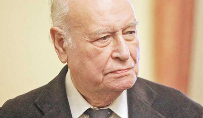 Σίγησε η φωνή του Γιάννη Διακογιάννη!