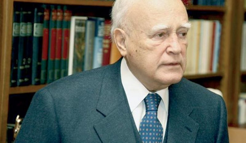  Ένας χρόνος χωρίς  τον Κάρολο Παπούλια
