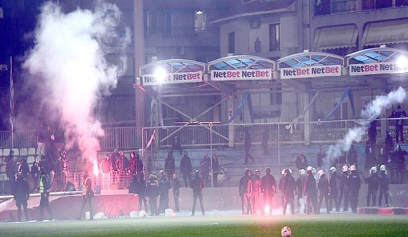 Δύο αγωνιστικές κεκλεισμένων των θυρών  και 66.000 ευρώ πρόστιμο στον ΠΑΣ!