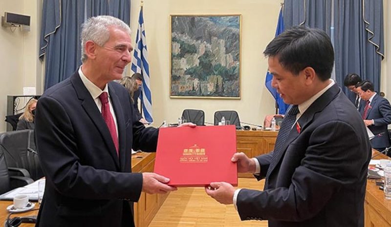 ΣΤ. ΚΑΛΟΓΙΑΝΝΗΣ: Περιθώρια περαιτέρω  ώθησης των σχέσεων Ελλάδας – Βιετνάμ