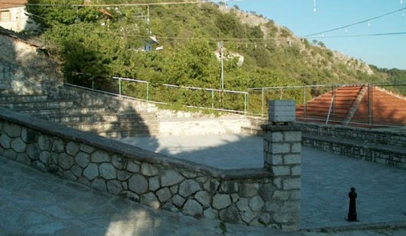 Ανάπλαση κοινόχρηστων χώρων σε εννέα οικισμούς του Δ. Πωγωνίου