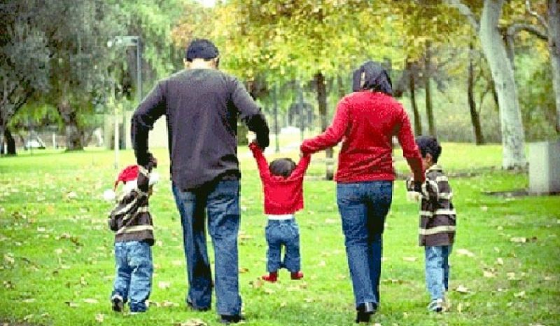 Έξι προτάσεις για την αντιμετώπιση του δημογραφικού προβλήματος