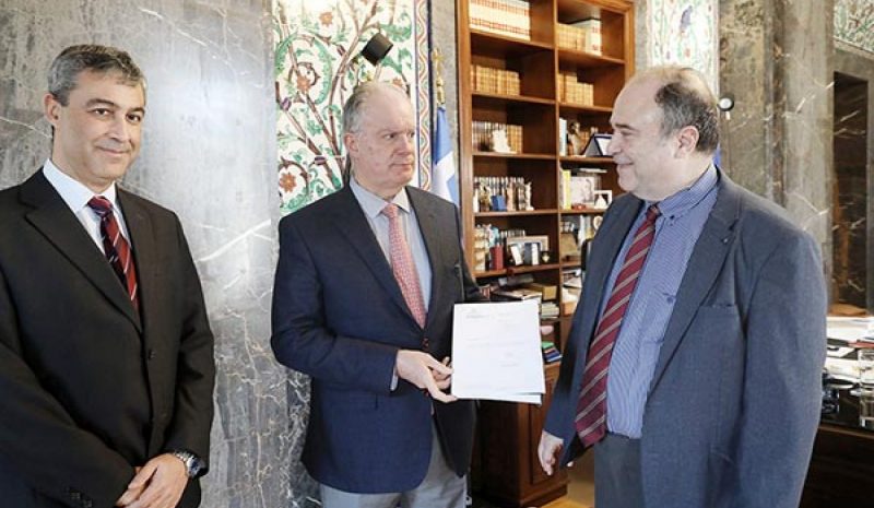  Στον Κώστα Τασούλα η ετήσια  Έκθεση του ΑΣΕΠ για το 2021 