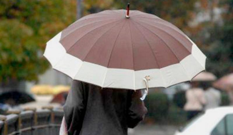Βροχερός μέχρι το  μεσημέρι ο καιρός 