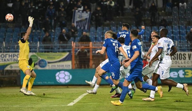 Εικόνα κατάρρευσης, Λαμία – ΠΑΣ Γιάννινα 2-0